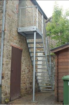 Escalier Mont ferronnerie Namur Gilson roger 01