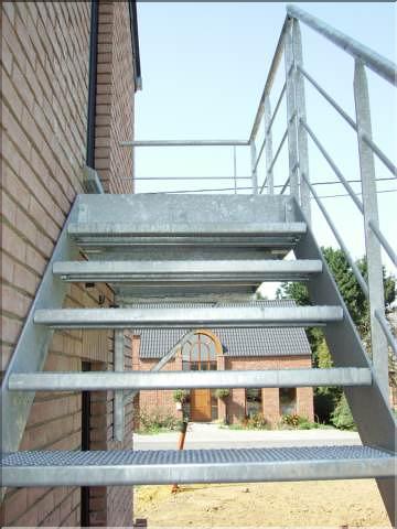 Escalier Vedrin ferronnerie Namur Gilson roger 03